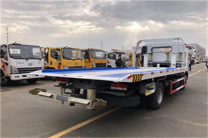 长岭汽车救援补胎