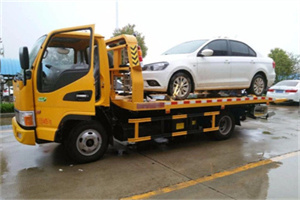 长岭附近拖车救援24小时服务热线